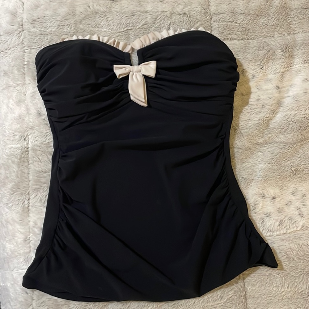 Swimsuit top